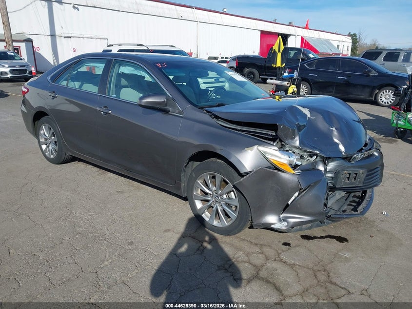 2016 Toyota Camry Xle