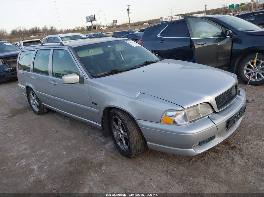1998 VOLVO V70 R
