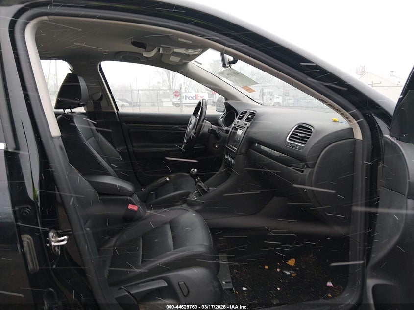 2011 Volkswagen Jetta Sportwagen 2.0L Tdi