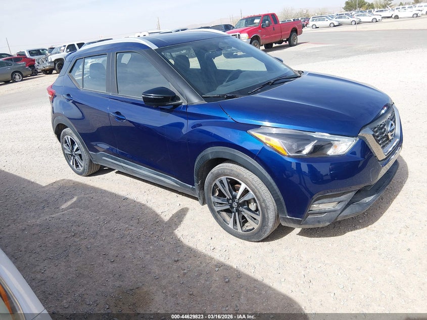 2018 Nissan Kicks Sr