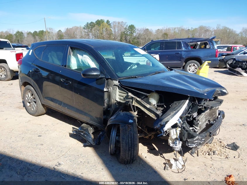 KM8J23A45HU533298 2017 Hyundai Tucson Se auction photo 1