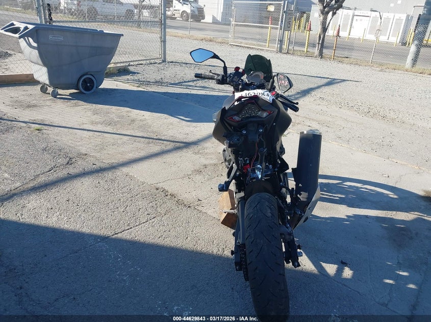 2019 Kawasaki Er400 D VIN: JKAERKD17KDA43365 Lot: 44629843