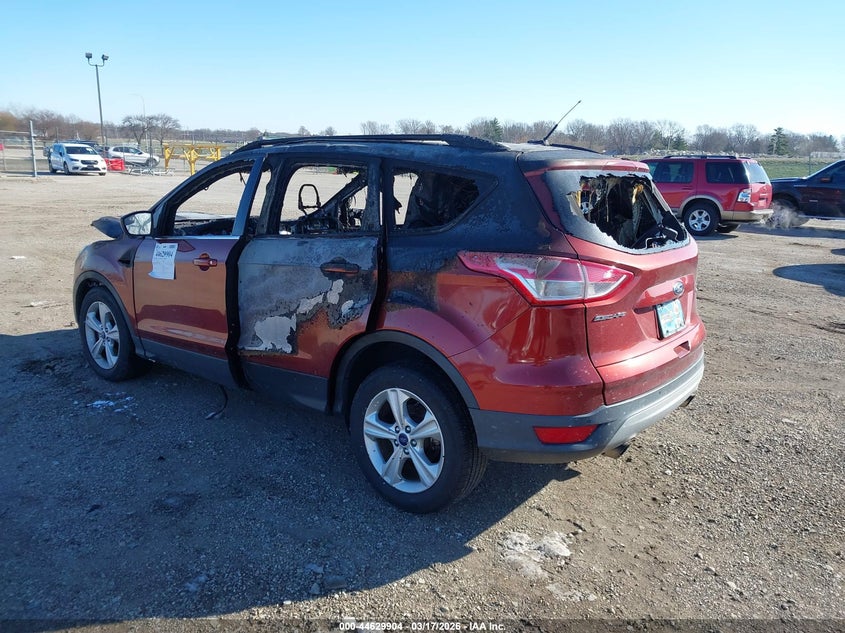 Vin: 1fmcu9gx3eue09596, lot: 45126884, ford escape se 20143