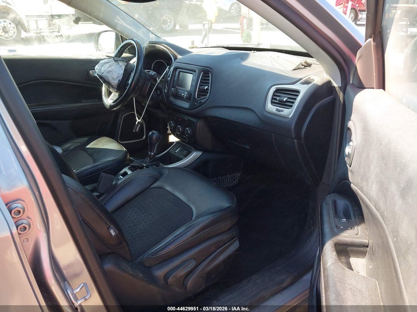 2018 Jeep Compass Latitude Fwd