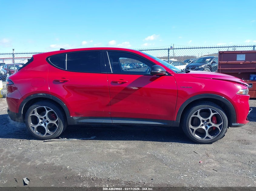 2024 Alfa Romeo Tonale Veloce Eawd VIN: ZASPATDW5R3048380 Lot: 44629968