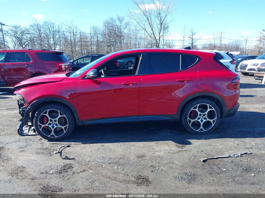 2024 Alfa Romeo Tonale Veloce Eawd VIN: ZASPATDW5R3048380 Lot: 44629968