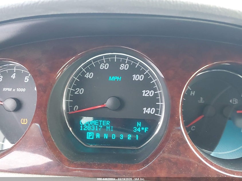 2008 BUICK LUCERNE auction photo 7