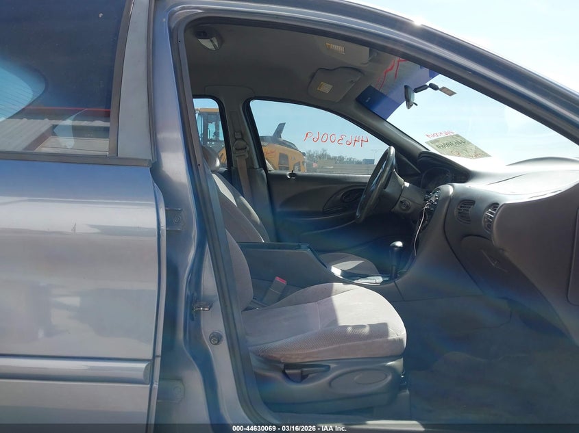 1999 Ford Taurus