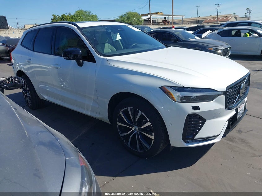 2025 Volvo Xc60 B5 Plus