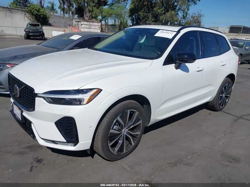 2025 Volvo Xc60 B5 Plus