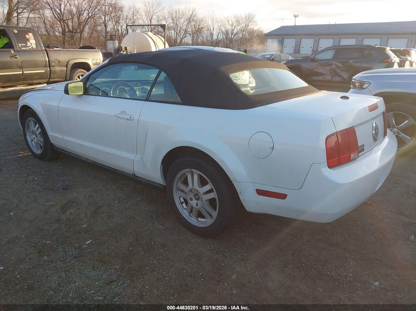 2007 Ford Mustang V6 Deluxe/V6 Premium