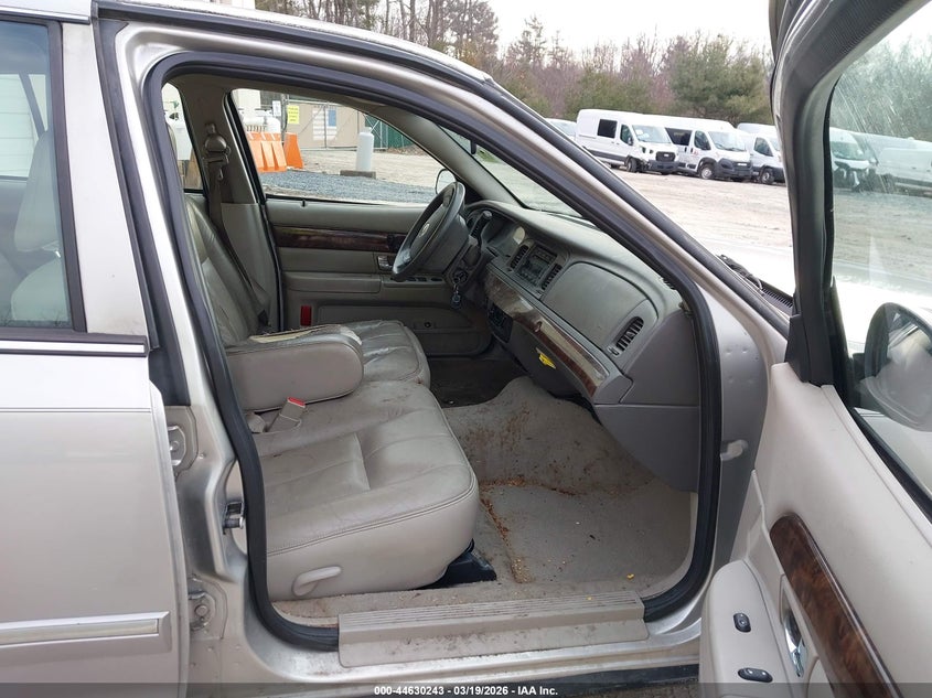 2008 Mercury Grand Marquis Gs