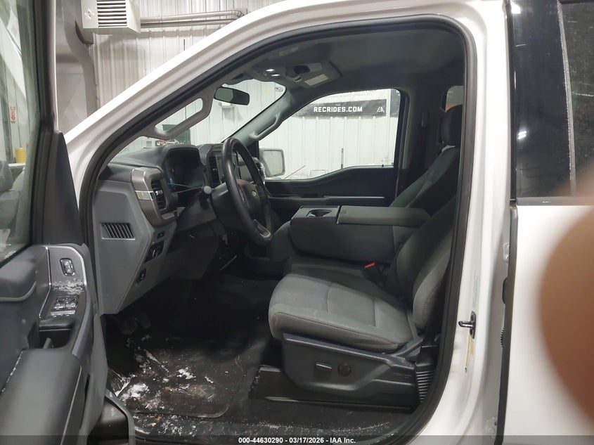 VIN 1FTEW3LP2SKE12569 2025 FORD F-150 XLT
