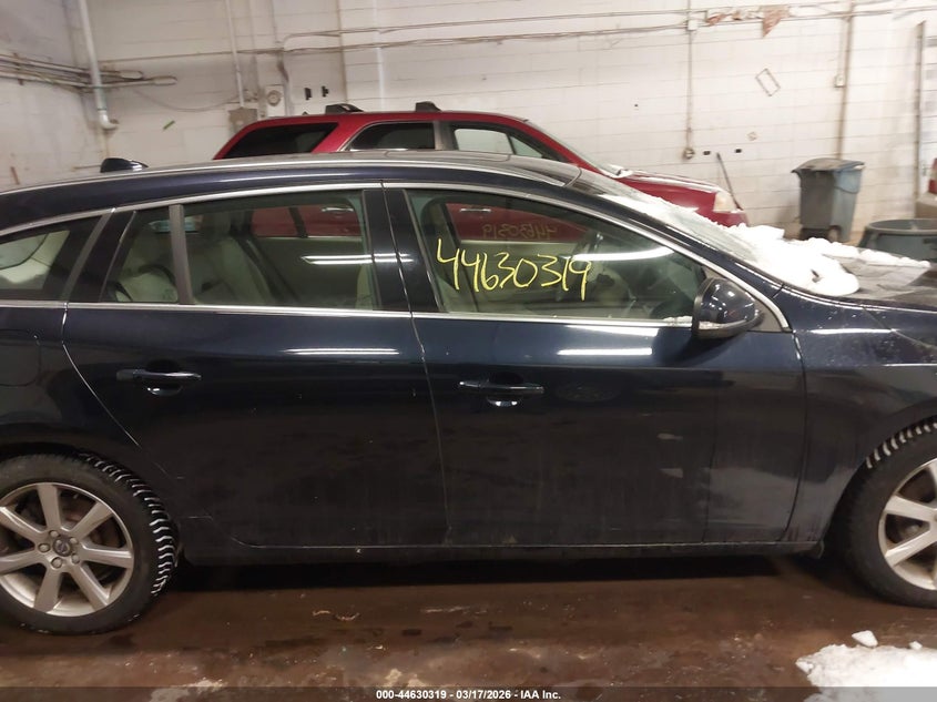 2016 Volvo V60 T5 Drive-E Premier VIN: YV140MEKXG1302669 Lot: 44630319