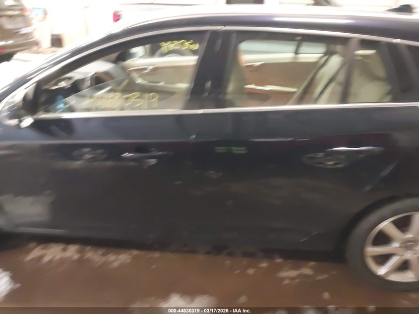 2016 Volvo V60 T5 Drive-E Premier VIN: YV140MEKXG1302669 Lot: 44630319