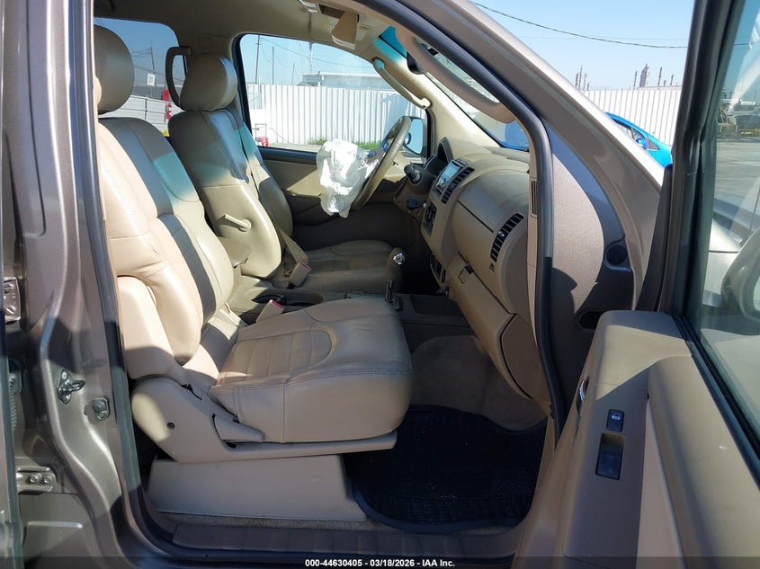 2006 Nissan Frontier Le