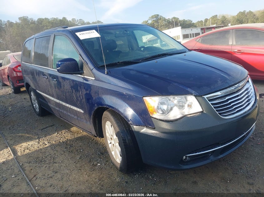 2015 Chrysler Town & Country Touring