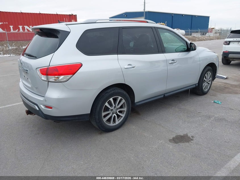 2013 Nissan Pathfinder Sv