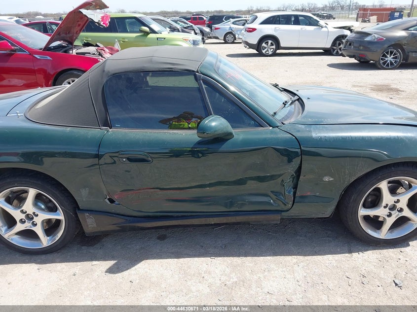 2001 Mazda Mx-5 Miata Ls/Special Edition VIN: JM1NB353610211418 Lot: 44630671