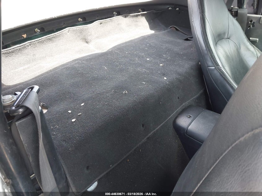 2001 Mazda Mx-5 Miata Ls/Special Edition VIN: JM1NB353610211418 Lot: 44630671