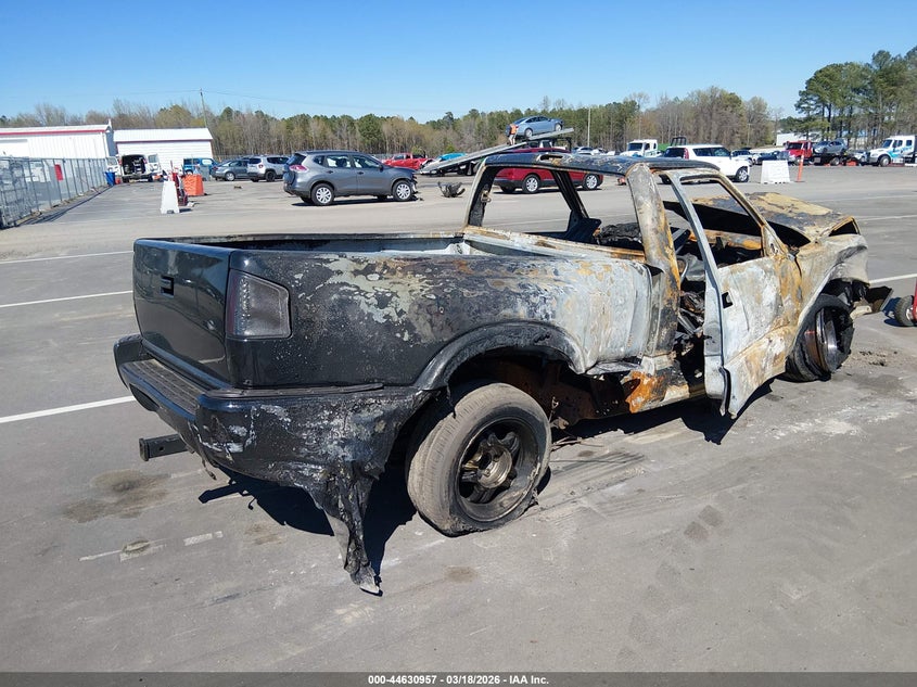 2000 Chevrolet S-10 Ls