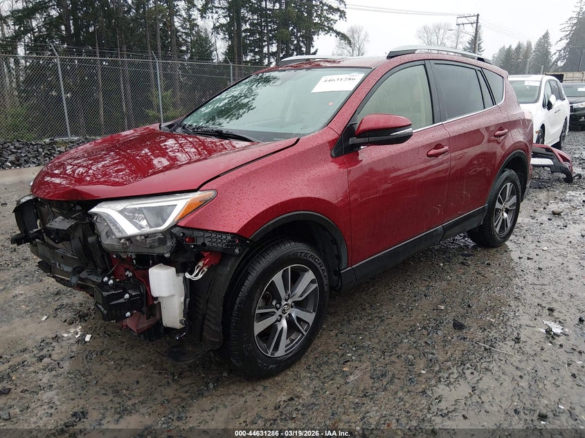VIN JTMRFREV1JD227674 2018 TOYOTA RAV4 XLE