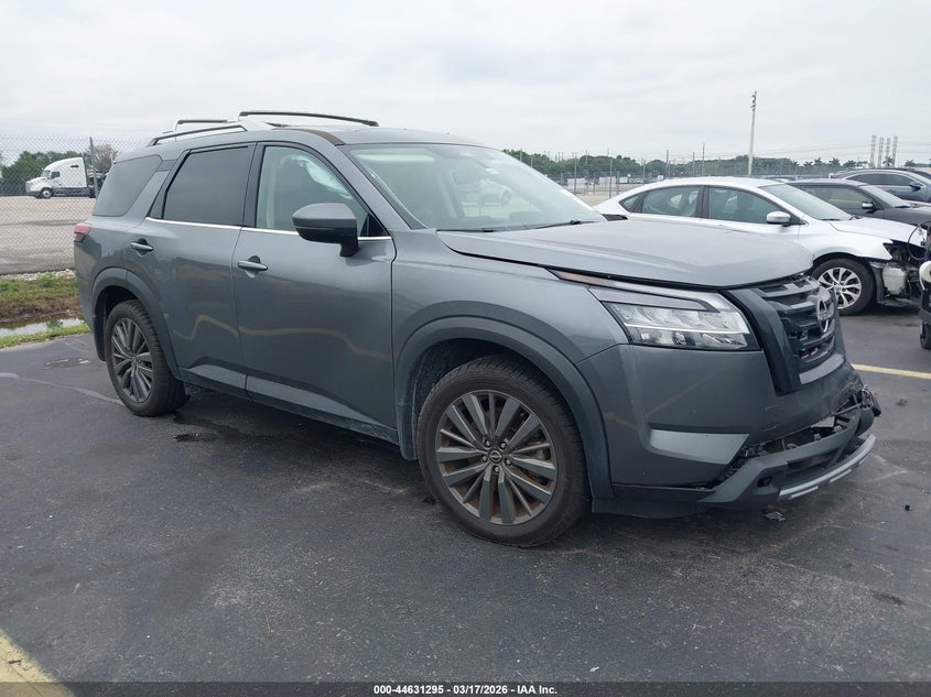 2022 Nissan Pathfinder Sl 2Wd