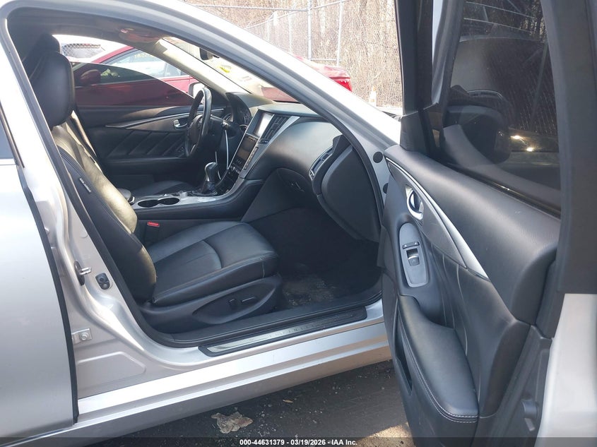 2016 Infiniti Q50 2.0T Base/2.0T Premium