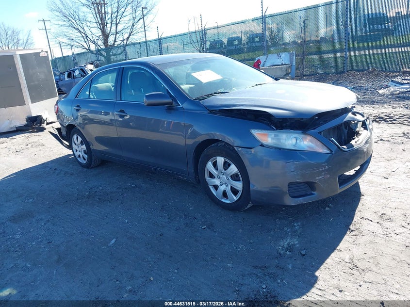 2011 Toyota Camry Le