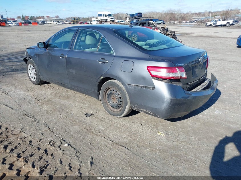2011 Toyota Camry Le