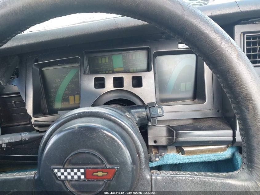 1989 Chevrolet Corvette VIN: 1G1YY2187K5101076 Lot: 44631612