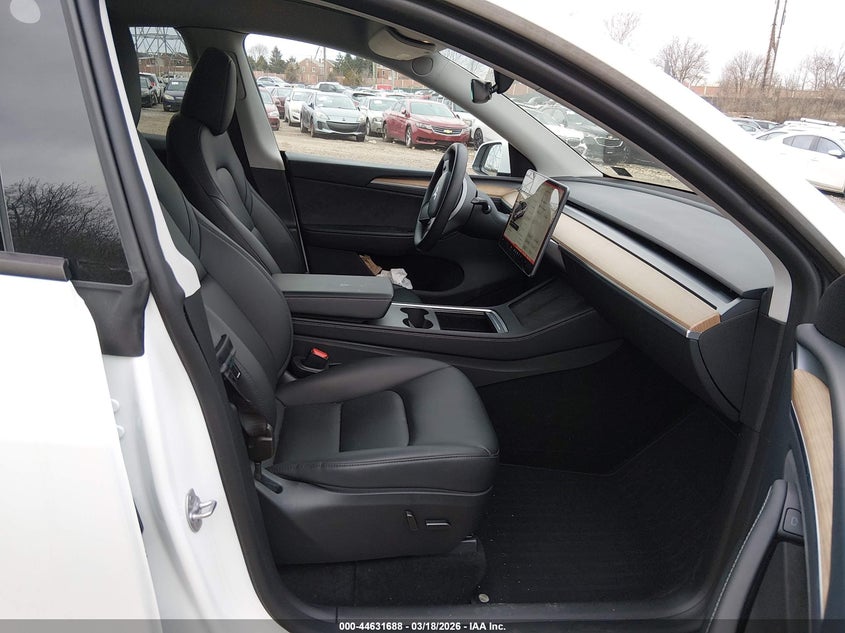 2024 Tesla Model Y Long Range Dual Motor All-Wheel Drive