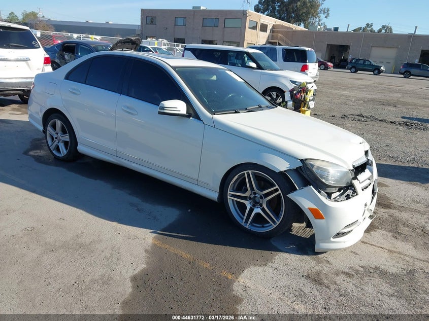 2011 Mercedes-Benz C 300 Sport