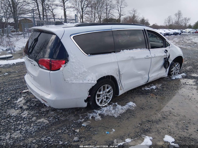 2021 Chrysler Voyager Lxi