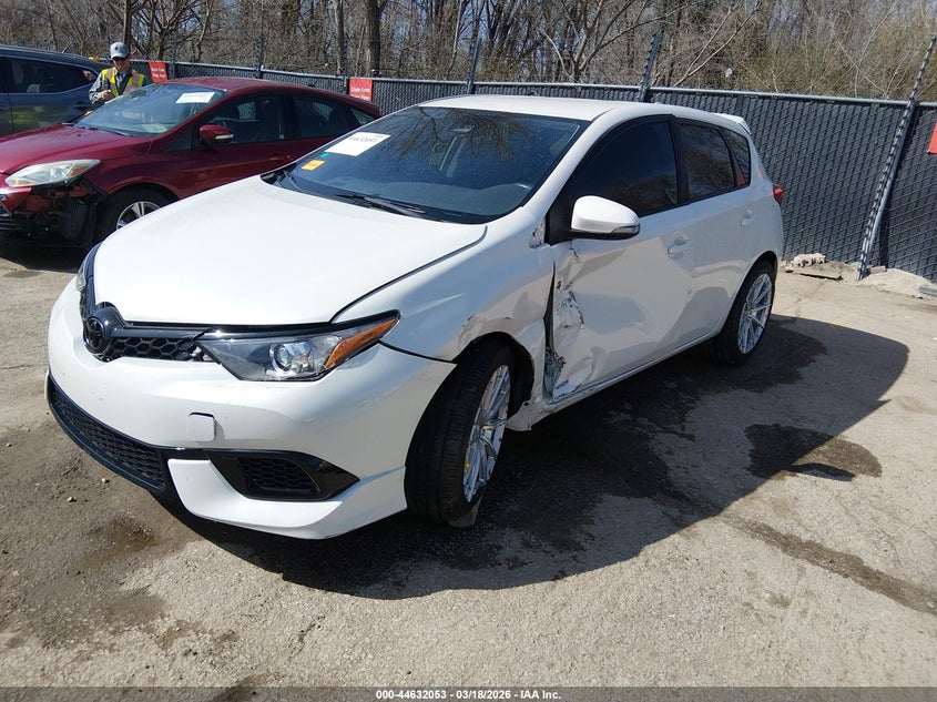 Vin: jtnkarje5jj574511, lot: 45129033, toyota corolla im 20182