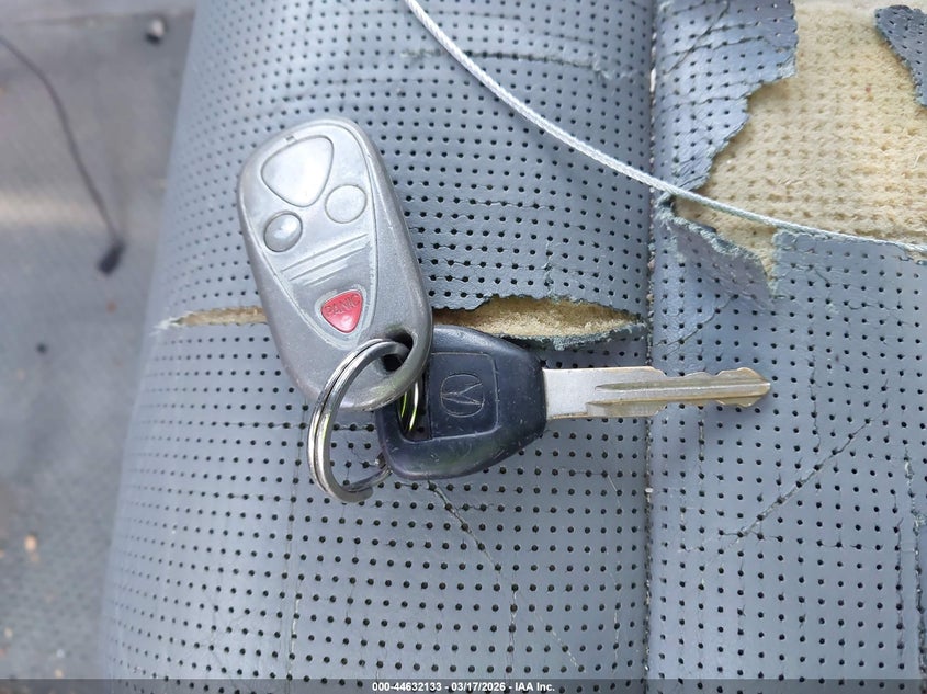 2004 Acura Mdx VIN: 2HNYD18934H538137 Lot: 44632133