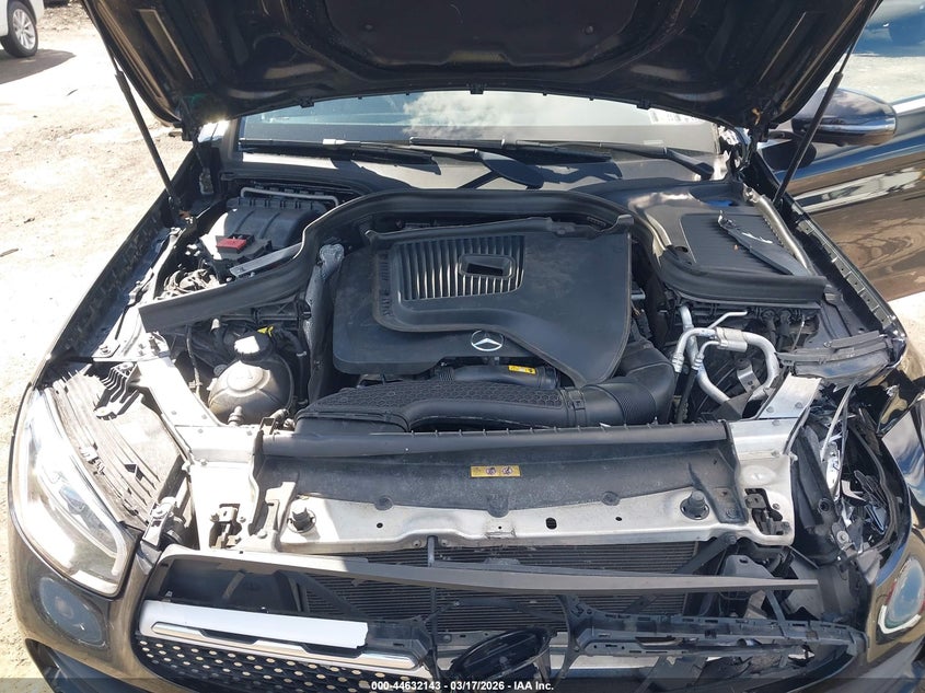 2021 Mercedes-Benz Glc 300 4Matic Suv VIN: W1N0G8EB3MF922892 Lot: 44632143