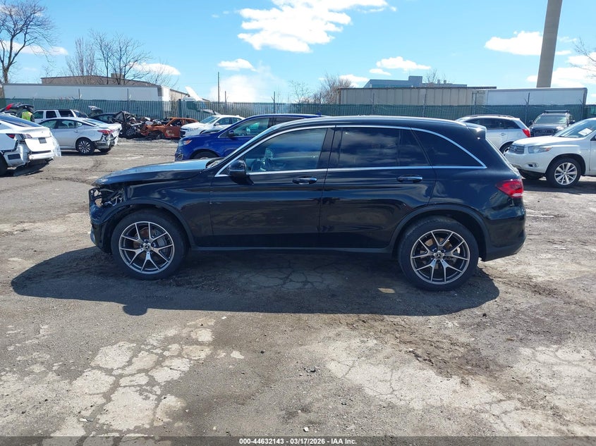 2021 Mercedes-Benz Glc 300 4Matic Suv VIN: W1N0G8EB3MF922892 Lot: 44632143