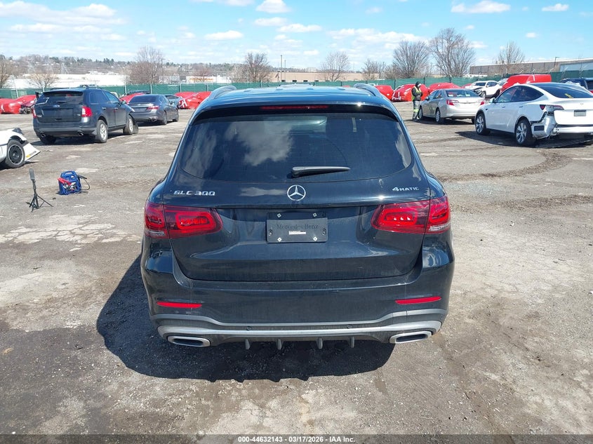 2021 Mercedes-Benz Glc 300 4Matic Suv VIN: W1N0G8EB3MF922892 Lot: 44632143