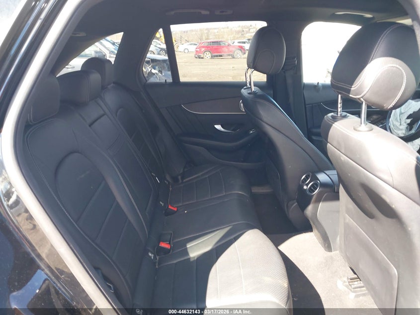 2021 Mercedes-Benz Glc 300 4Matic Suv VIN: W1N0G8EB3MF922892 Lot: 44632143