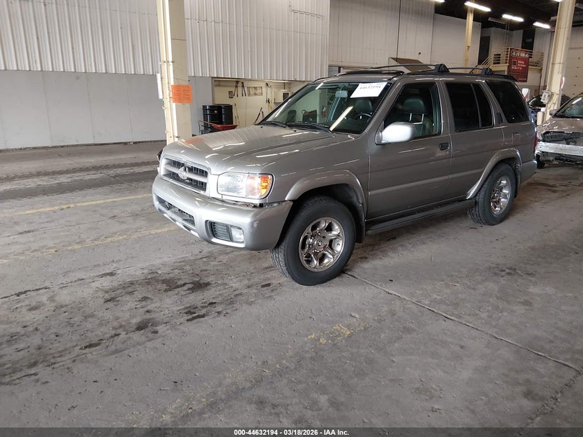2001 Nissan Pathfinder Le