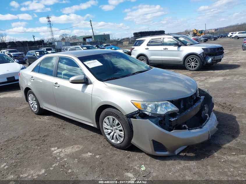 2013 Toyota Camry Le