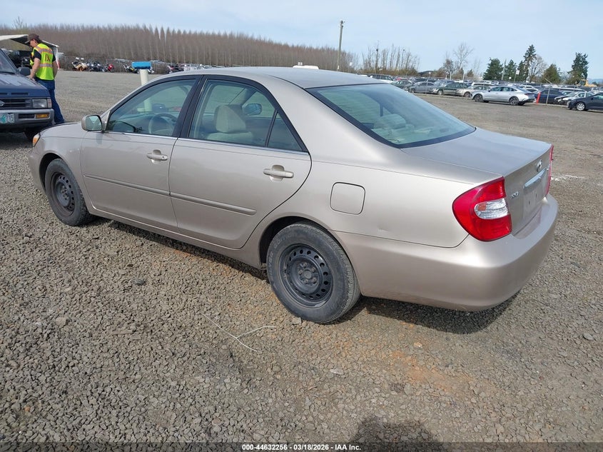 2004 Toyota Camry Le