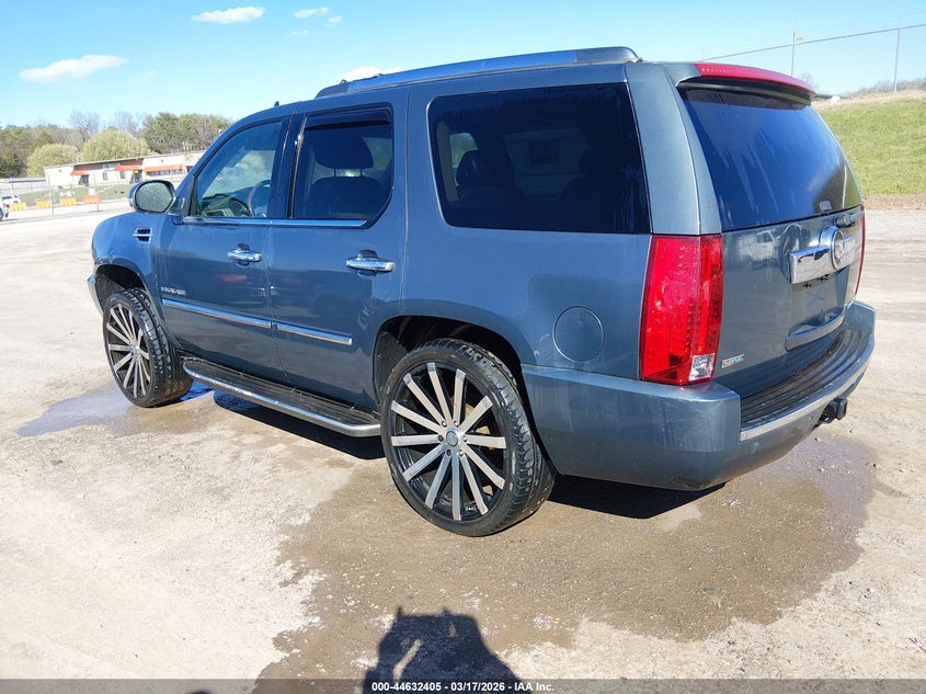 2010 Cadillac Escalade Luxury