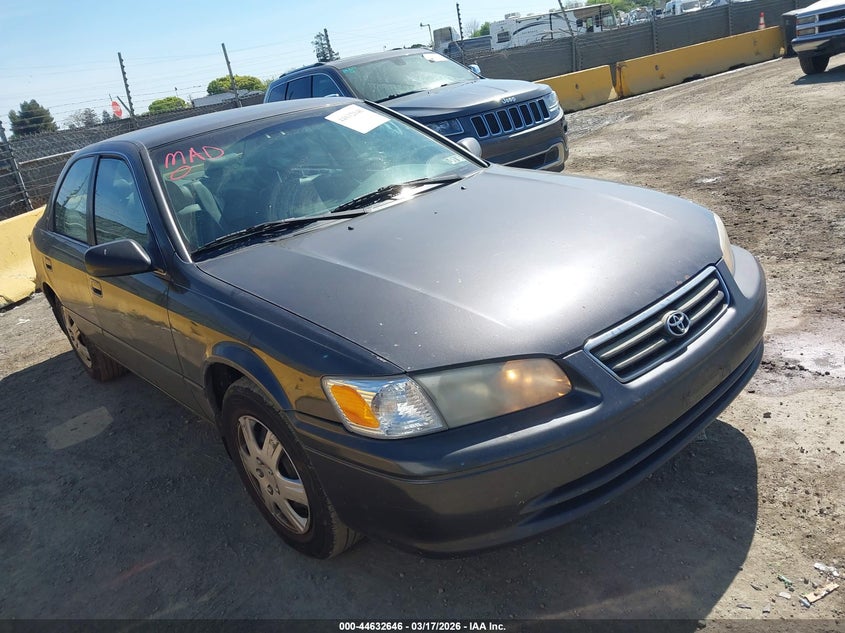 2000 Toyota Camry Le
