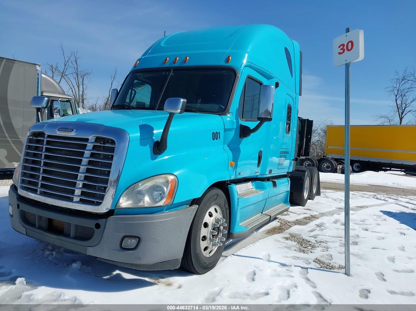 2011 Freightliner Cascadia 125