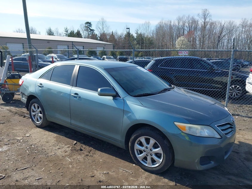 2011 Toyota Camry Le