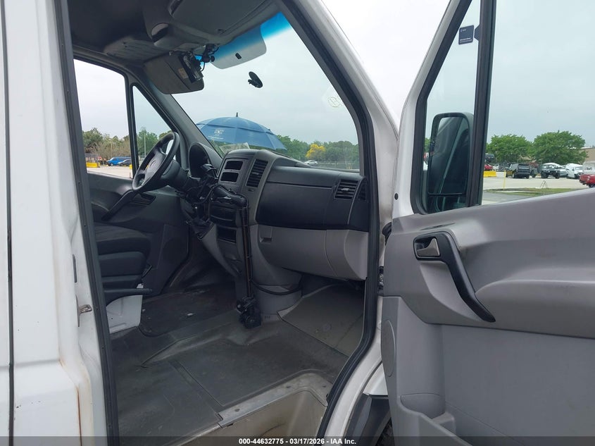 2015 Mercedes-Benz Sprinter 2500 High Roof