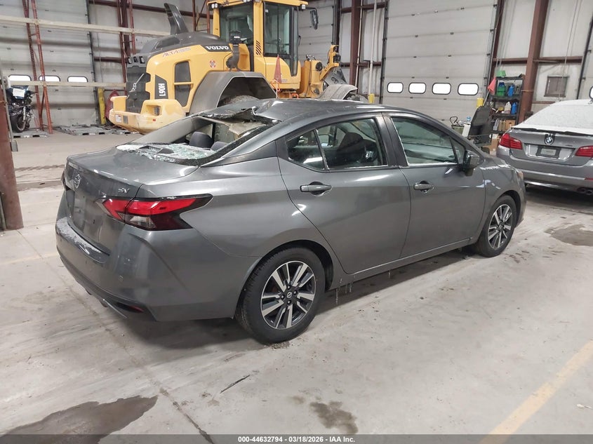 2021 NISSAN VERSA auction photo 4