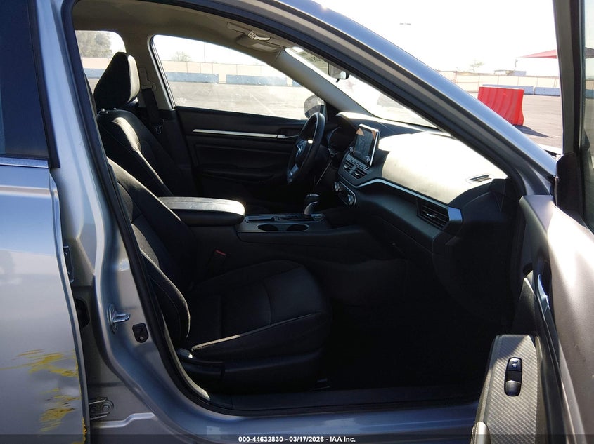 2022 Nissan Altima Sv Fwd